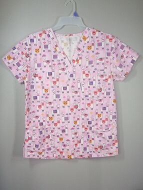 I Love Scrubs Pink Llama Top Size Medium